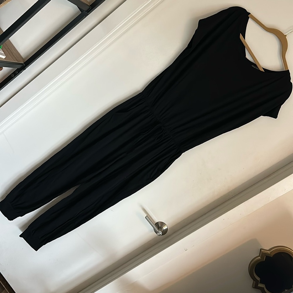 Simple and comfy jumpsuit
